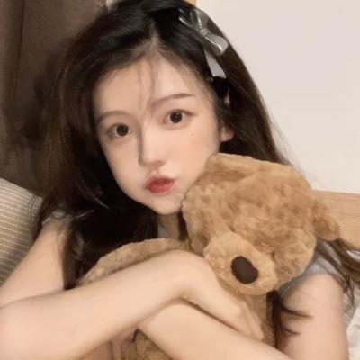 高举爱国语